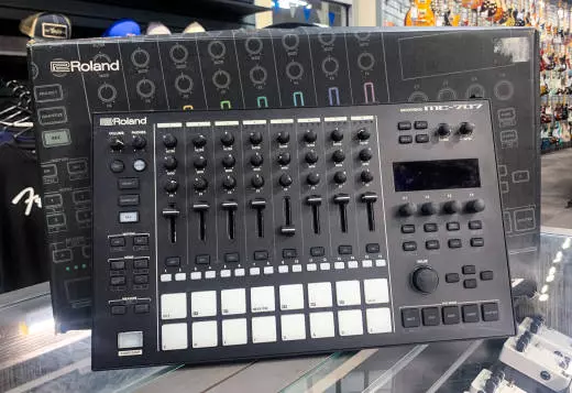 Roland - MC-707 8-Channel Groovebox